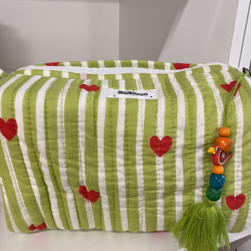 GREEN LOVE POUCH