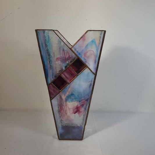 VTG STAIN GLASS VASE