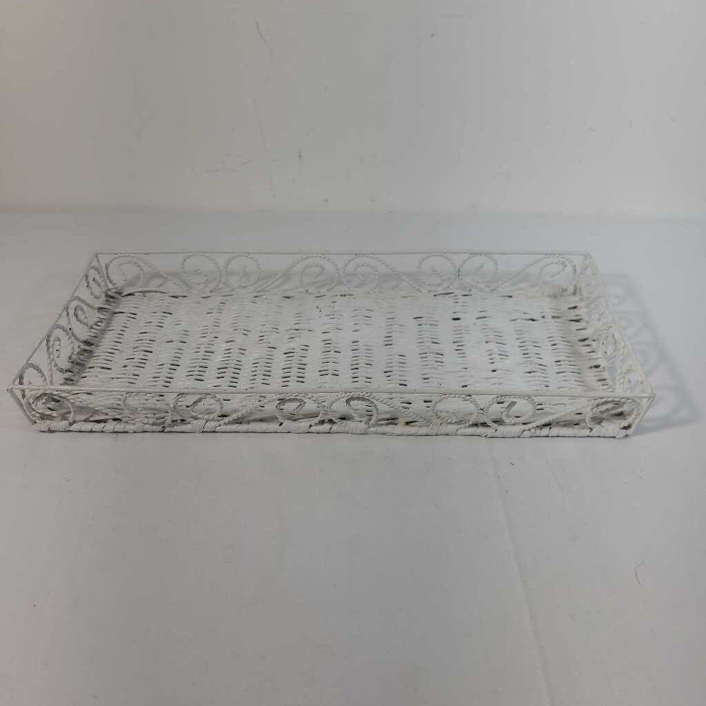WHITE TRAY