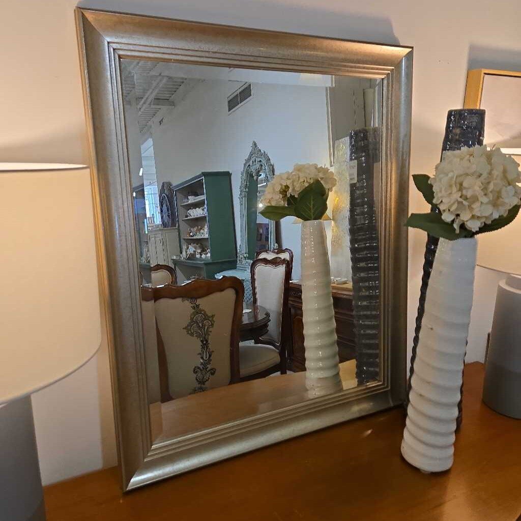 SILVER BEVELLED MIRROR