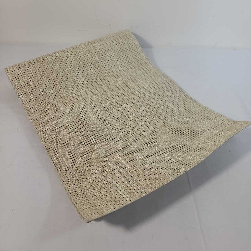 BEIGE WOVEN TABLE RUNNER