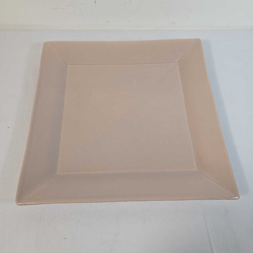 DUSTY ROSE SQUARE SERVING PLATE
