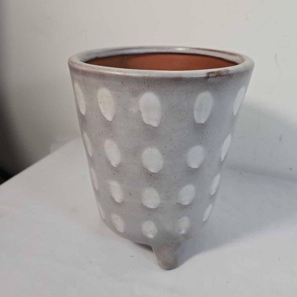 FOOTED POLKA DOT POT