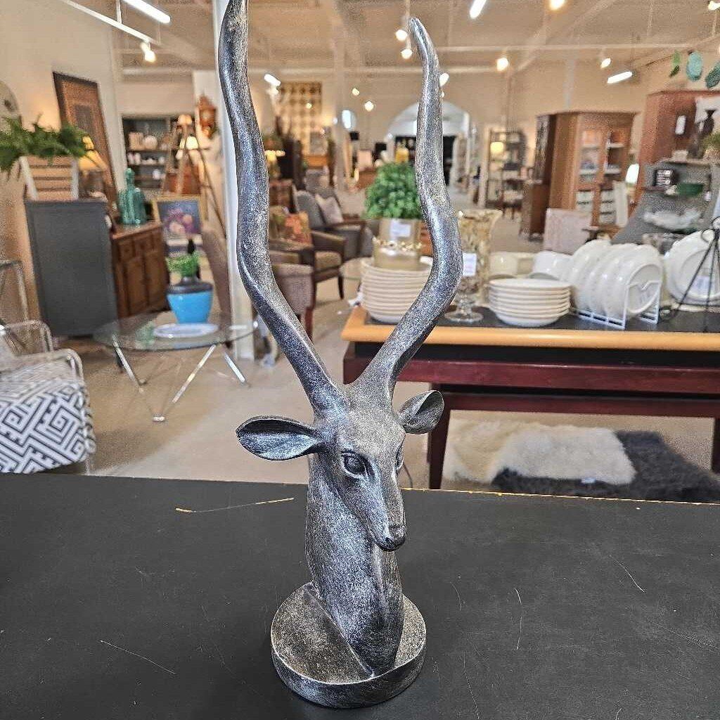 GAZELLE BUST