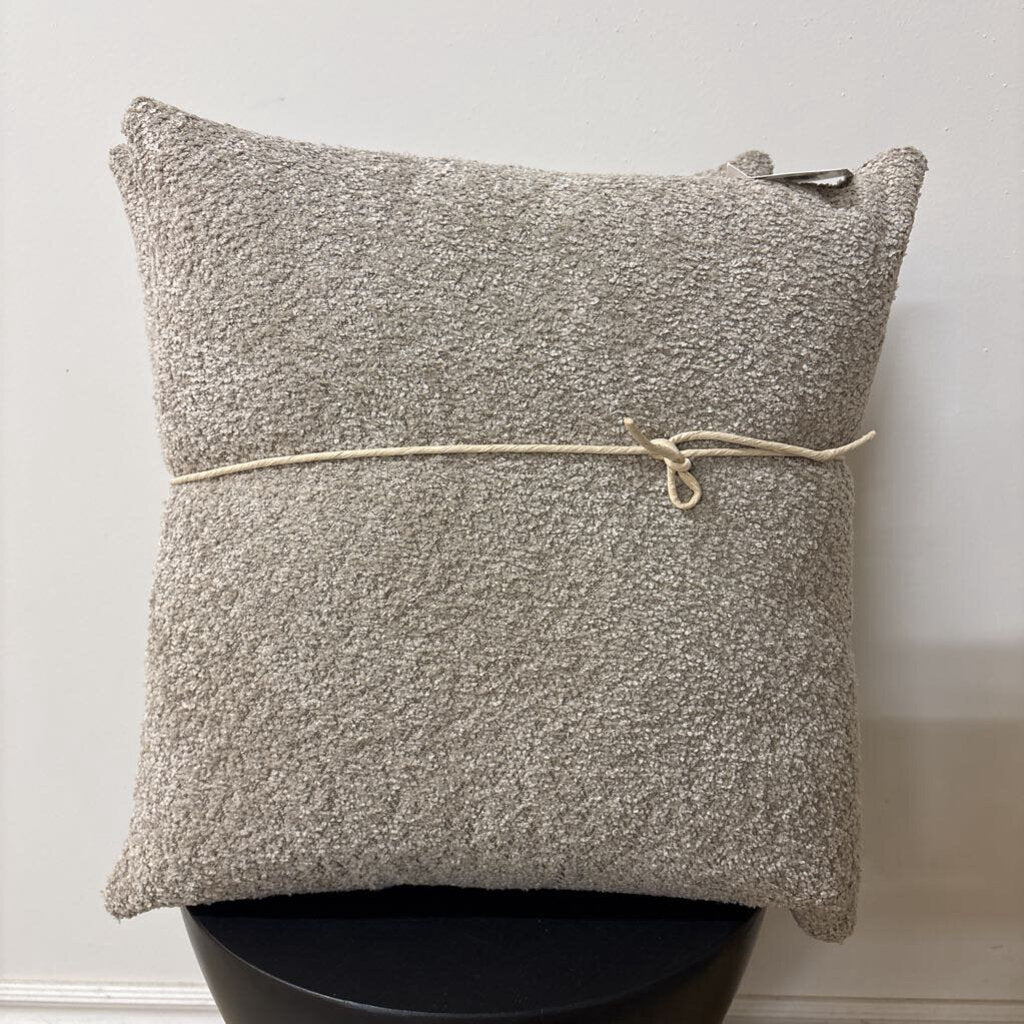 PARSON SAND 20" X 20" POLYFILL INSERT, PRICE FOR 2