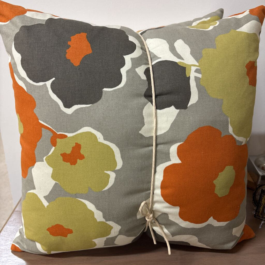 ORANGE BLOOM 22" X 22" POLYFILL INSERT, PRICE FOR 2