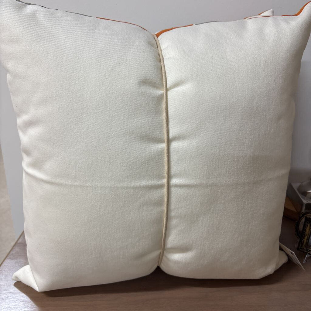 ORANGE BLOOM 22" X 22" POLYFILL INSERT, PRICE FOR 2