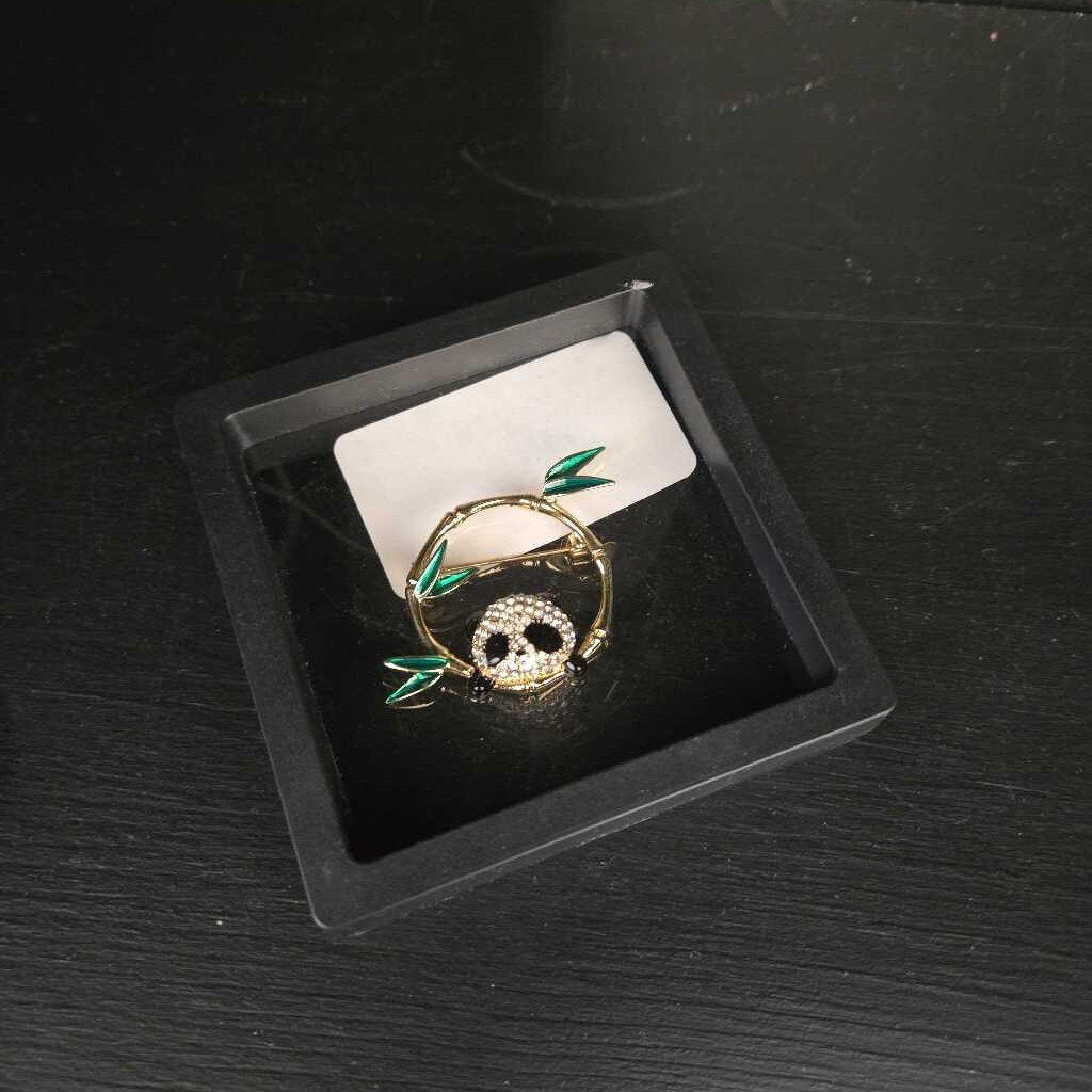 Panda Chest pins