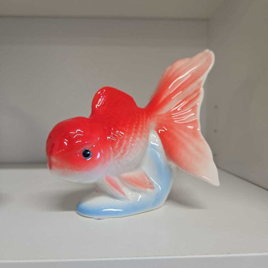 Gold fish porcelain