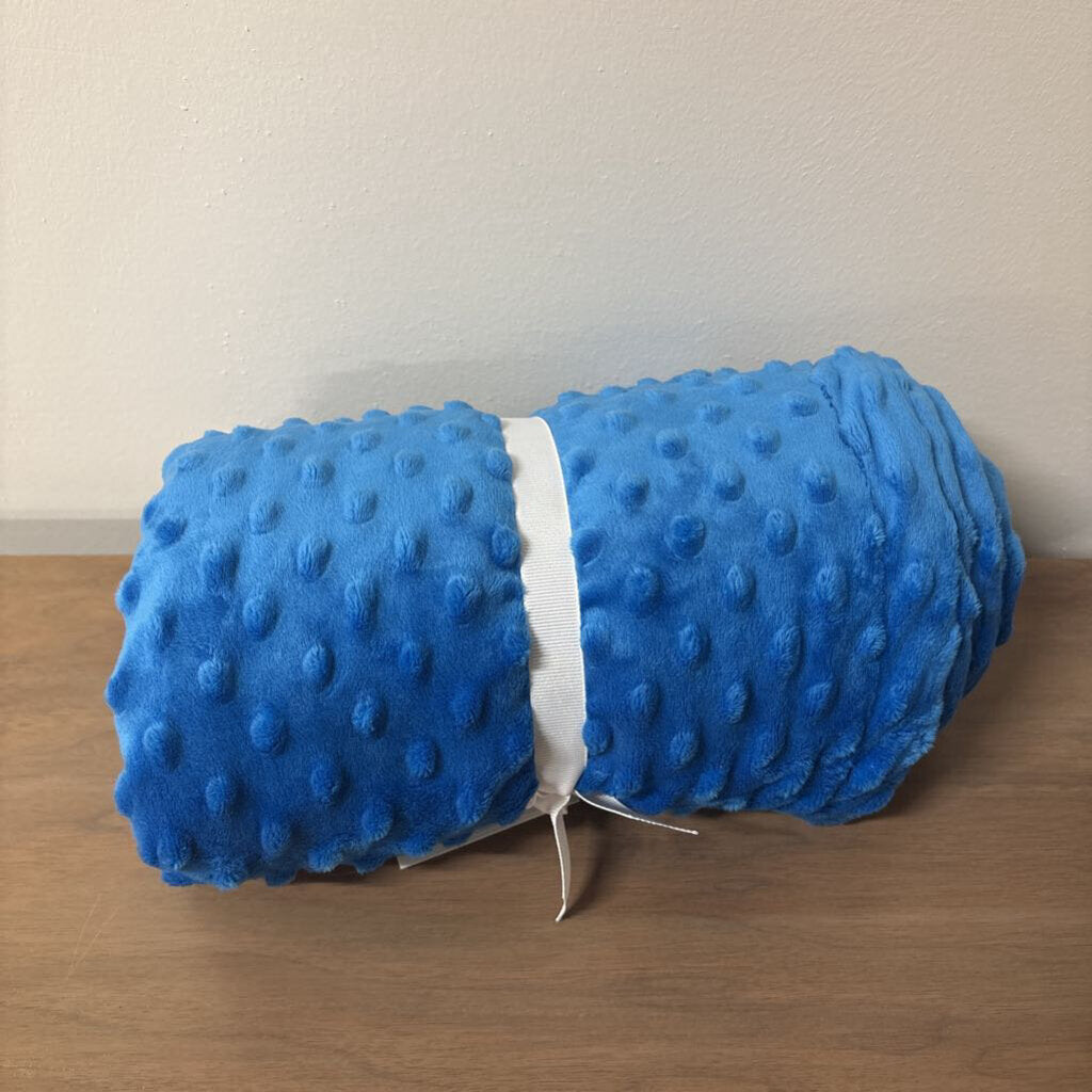 DIMPLE MINKY BABY BLANKET IN BLUE 30"X 40"