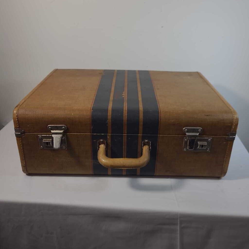 VTG SUITCASE