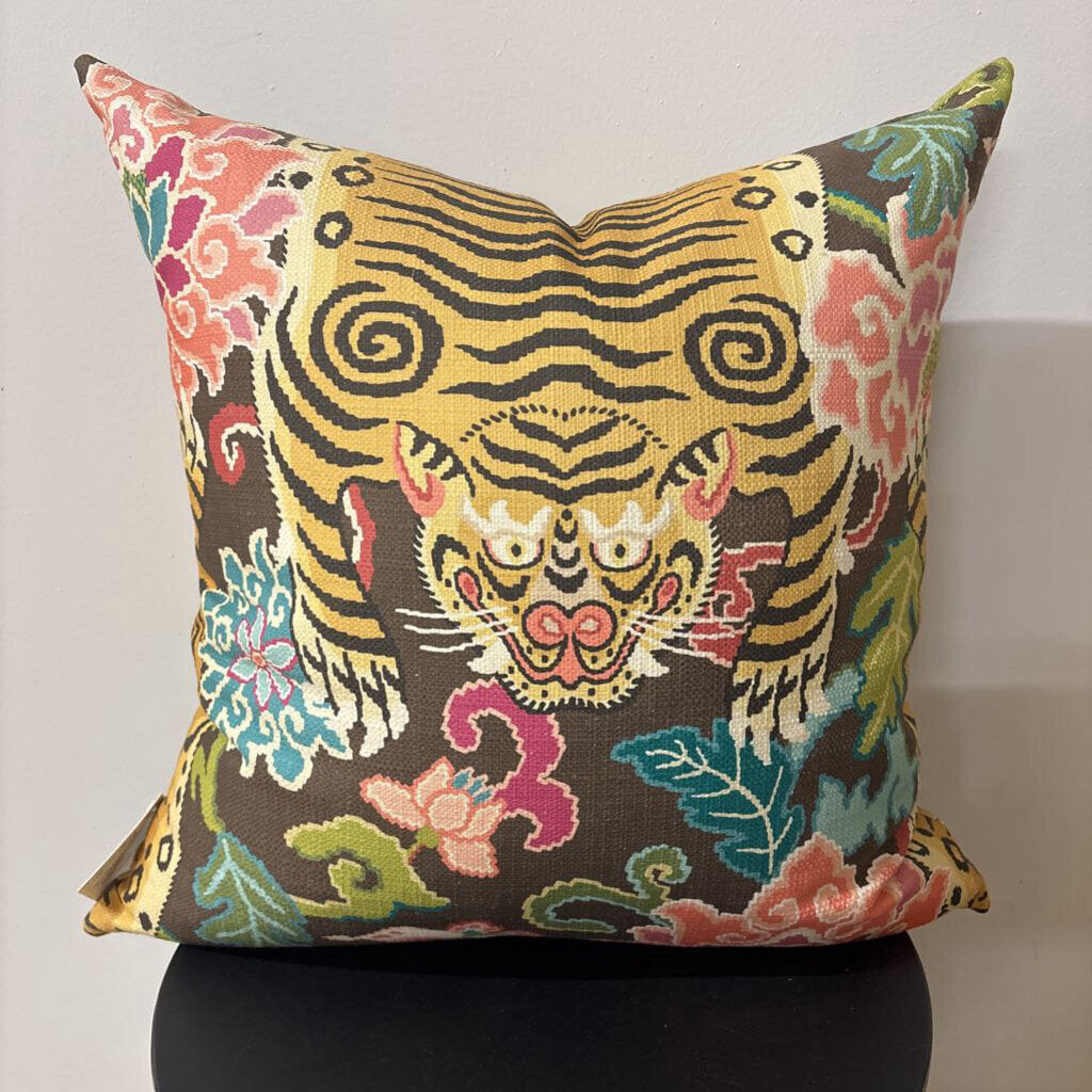 TIGER PRINT-FEATHER INSERT