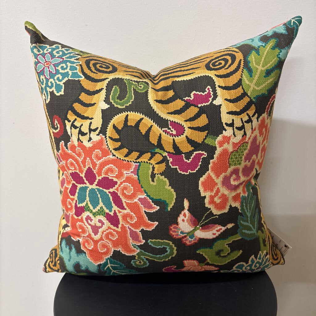 TIGER PRINT-FEATHER INSERT