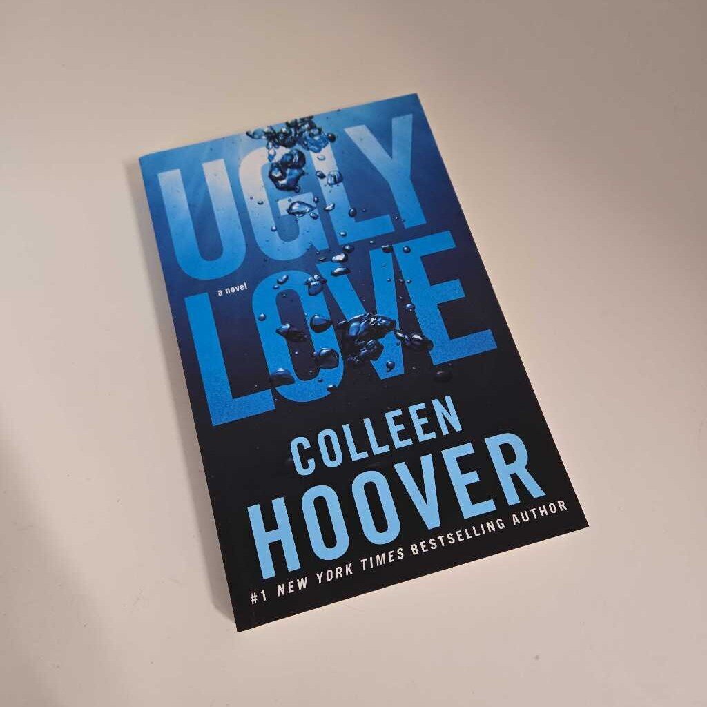 UGLY LOVE - COLLEEN HOOVER