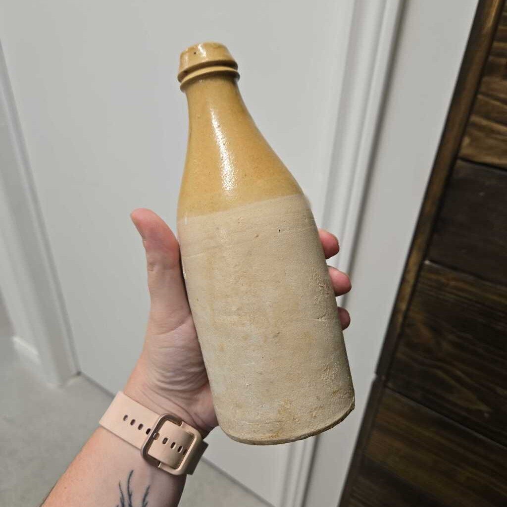 SMALL ANTIQUE STONEWARE GINGER BEER BOTTLE
