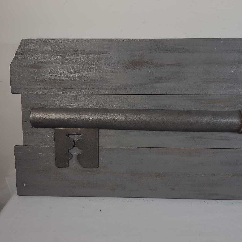 KEY ON WOOD