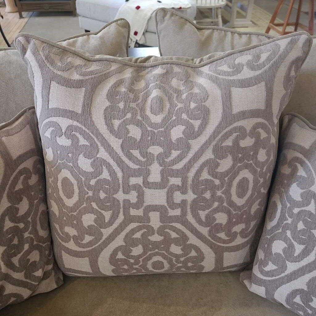 CINDY CRAWFORD CALISTA CHAIR & 1/2