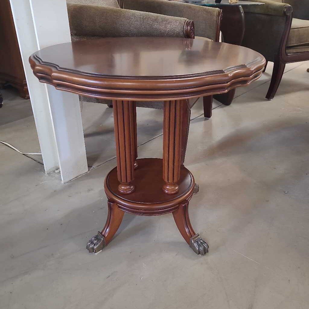 THESEIRA FURNITURE SIDE TABLE