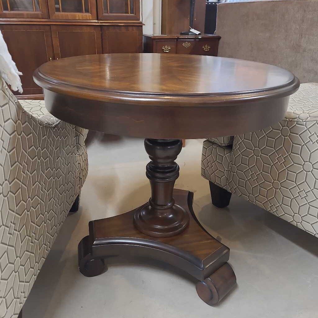 ASHLEY BROOKFIELD OLD WORLD SIDE TABLE