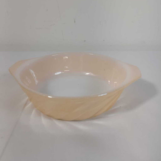 ANCHOR HOCKING FIRE-KING PEACH LUSTER CASSEROLE DISH