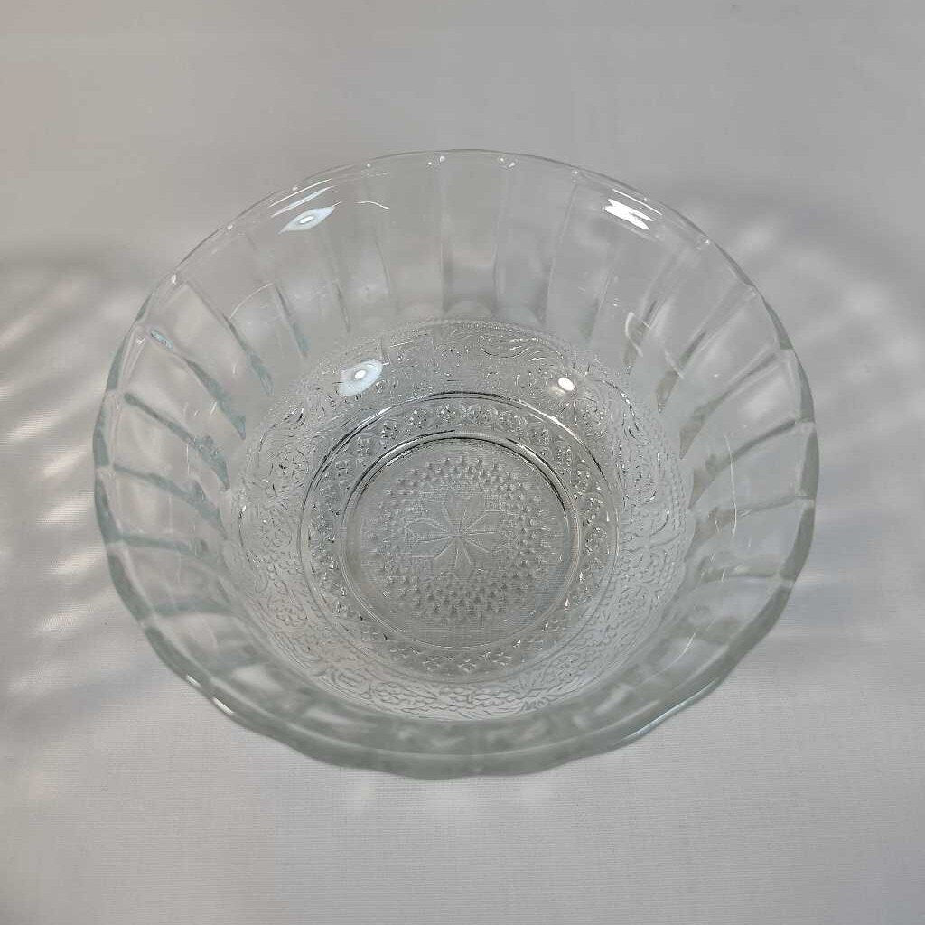S/4 GLASS BOWLS