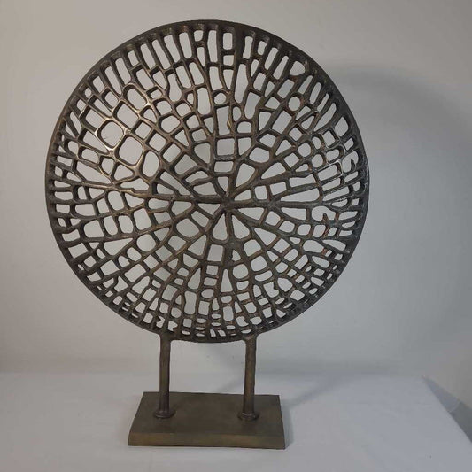 ROUND BRONZE TABLE DECOR