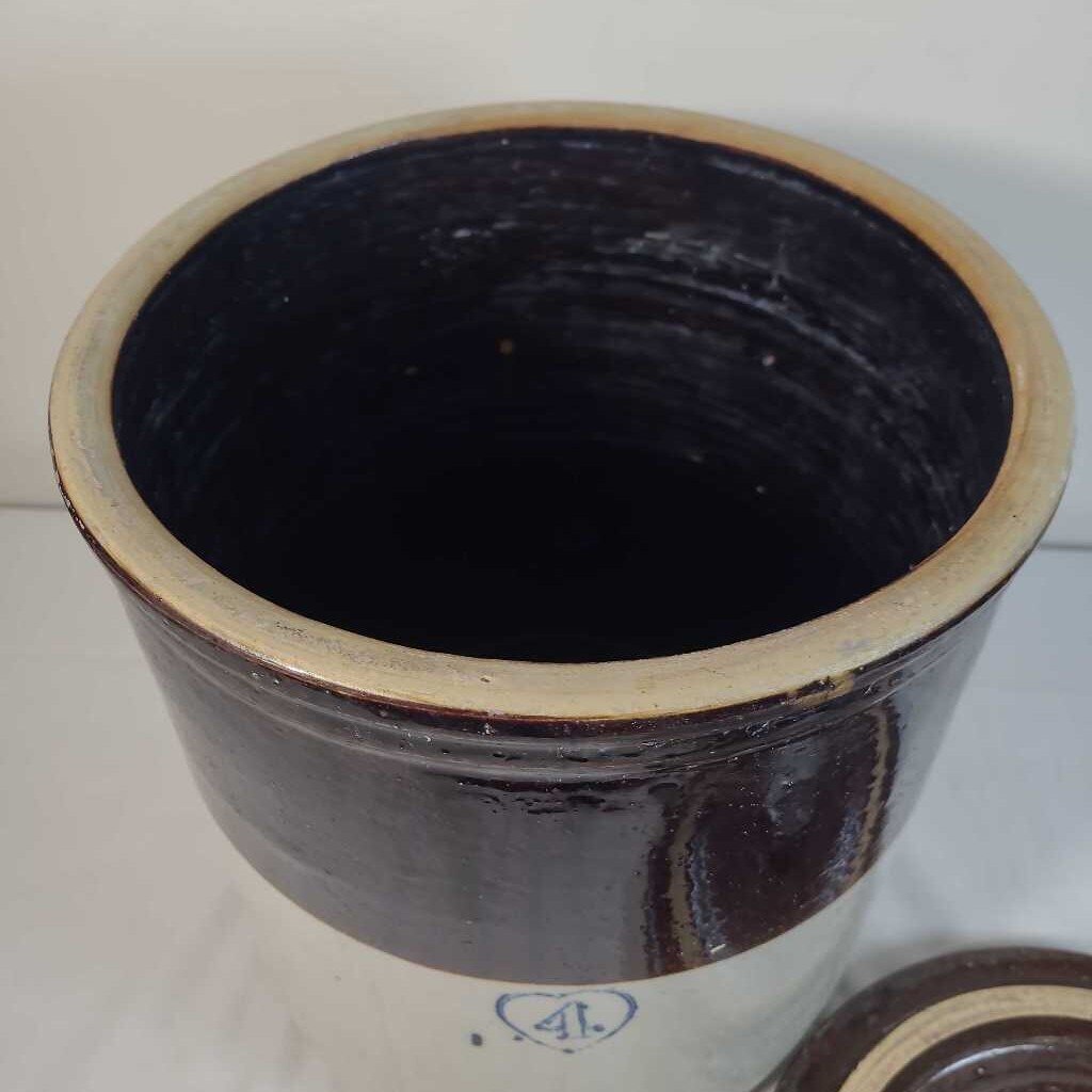 STONEWARE 4 GALLON CROCK W/LID