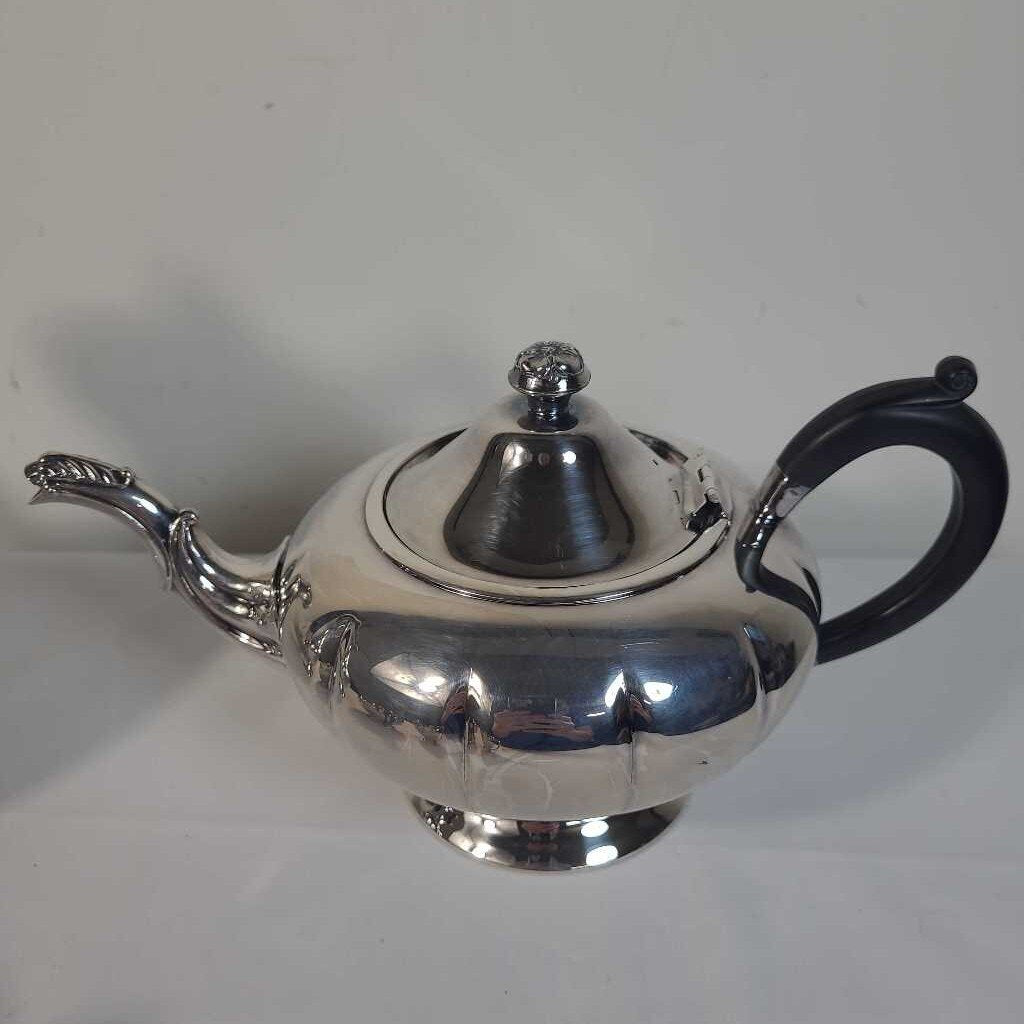 ANTIQUE 4PC MARLBORO COFFEE/TEA SET