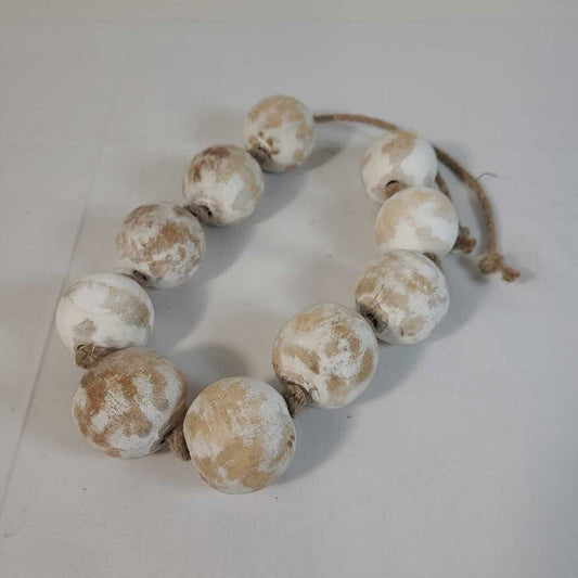 DISTRESSED WOOD BEAD GARLAND DECOR