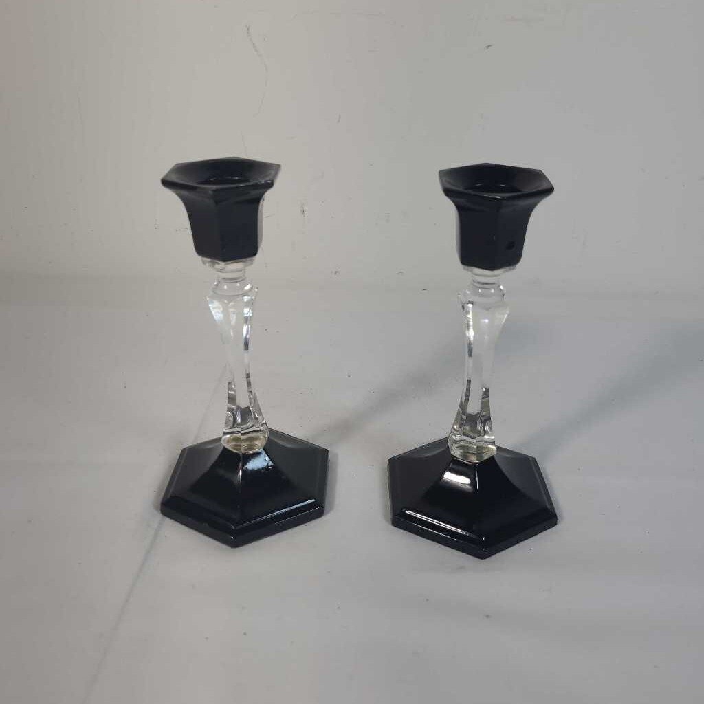 PR BLACK/ GLASS CANDLE STICKS