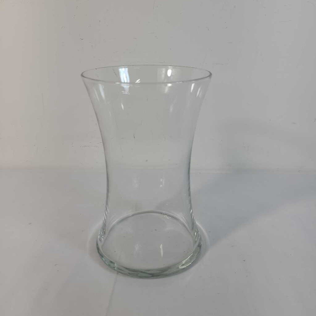 GLASS FLUTED VASE