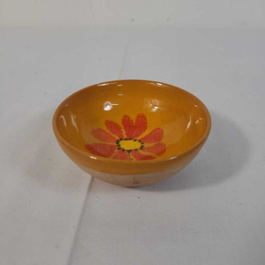 SM ORANGE TRINKET DISH W/ FLOWER