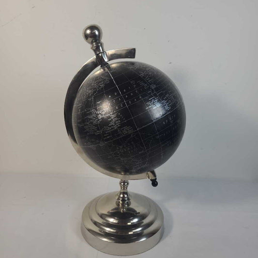 BLACK & SILVER DESK GLOBE