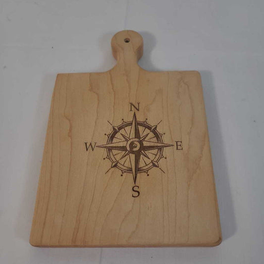SM WOOD COMPASS CUTTING BOARD
