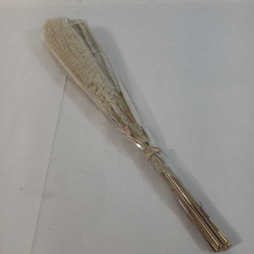 SM DRIED GRASS BUNCH