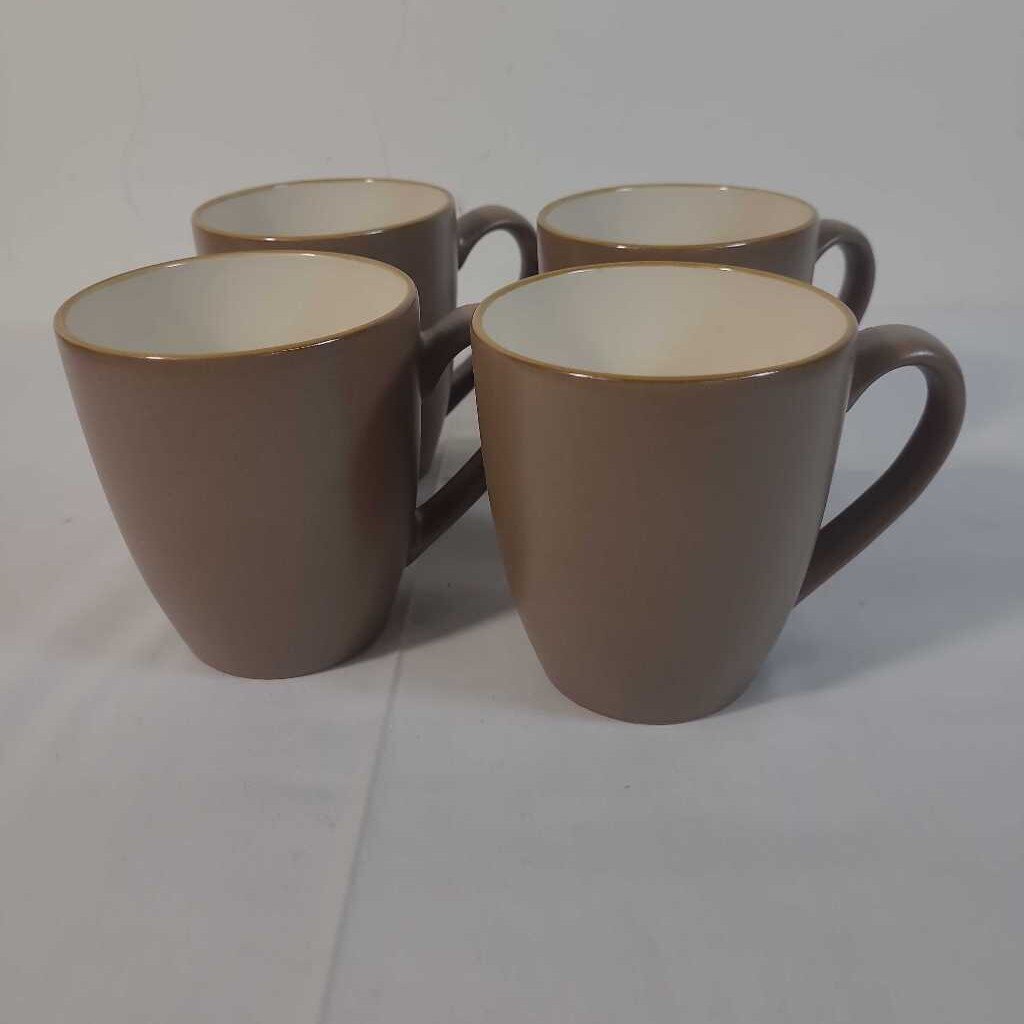 S/ 4 CERAMIC MUGS