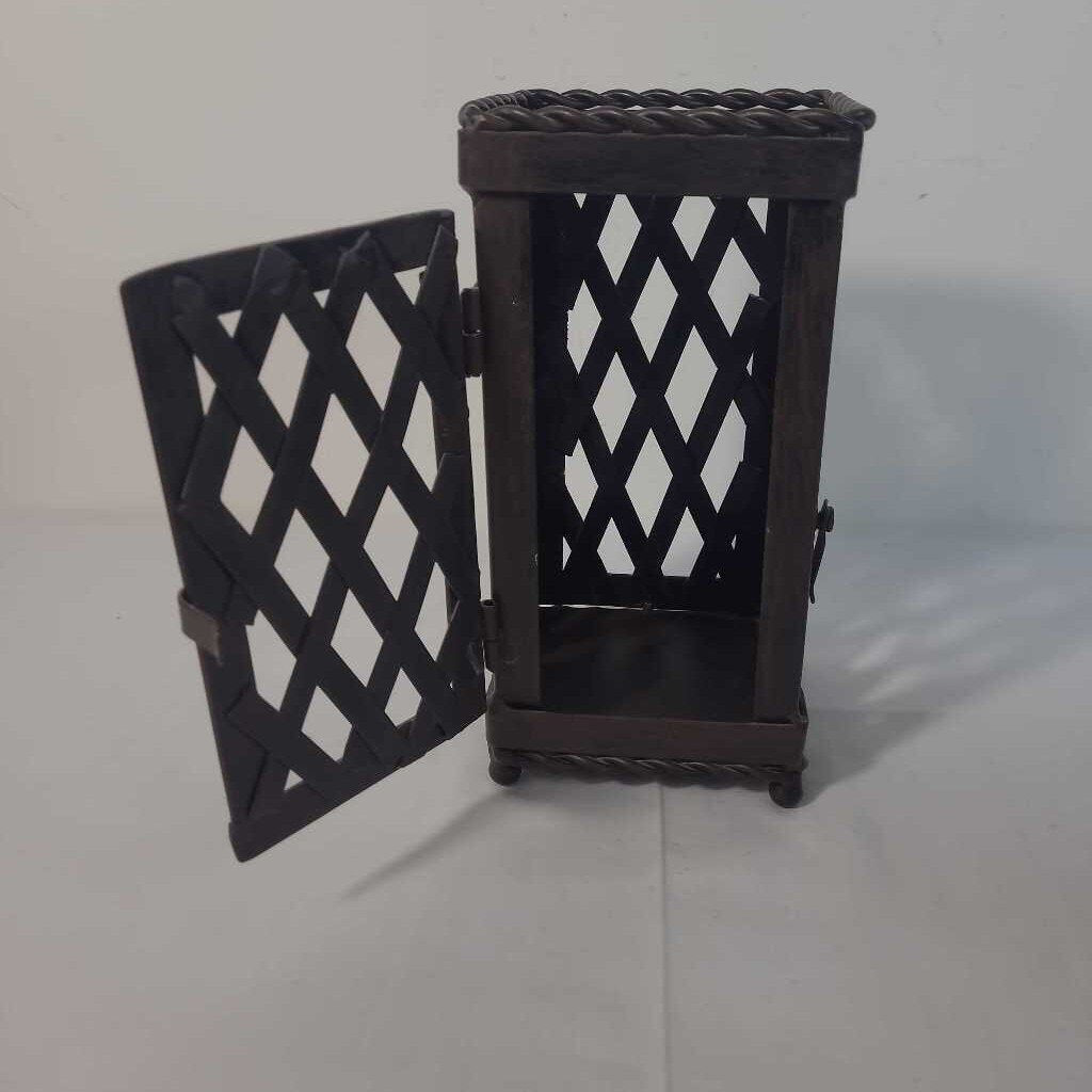 SM BROWN METAL LATTICE LANTERN