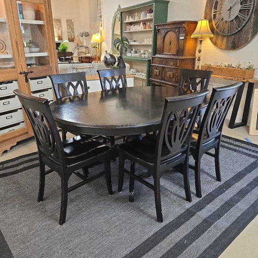 PIER 1 OVAL DINING TABLE W/6 CHAIRS