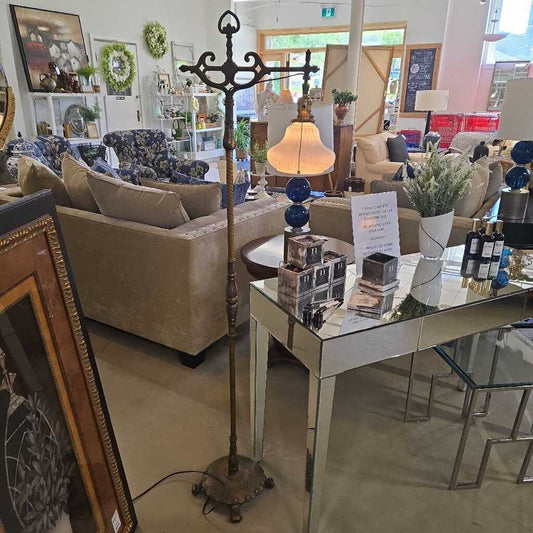 ANTIQUE BRASS & MILK GLASS FLOOR LAMP