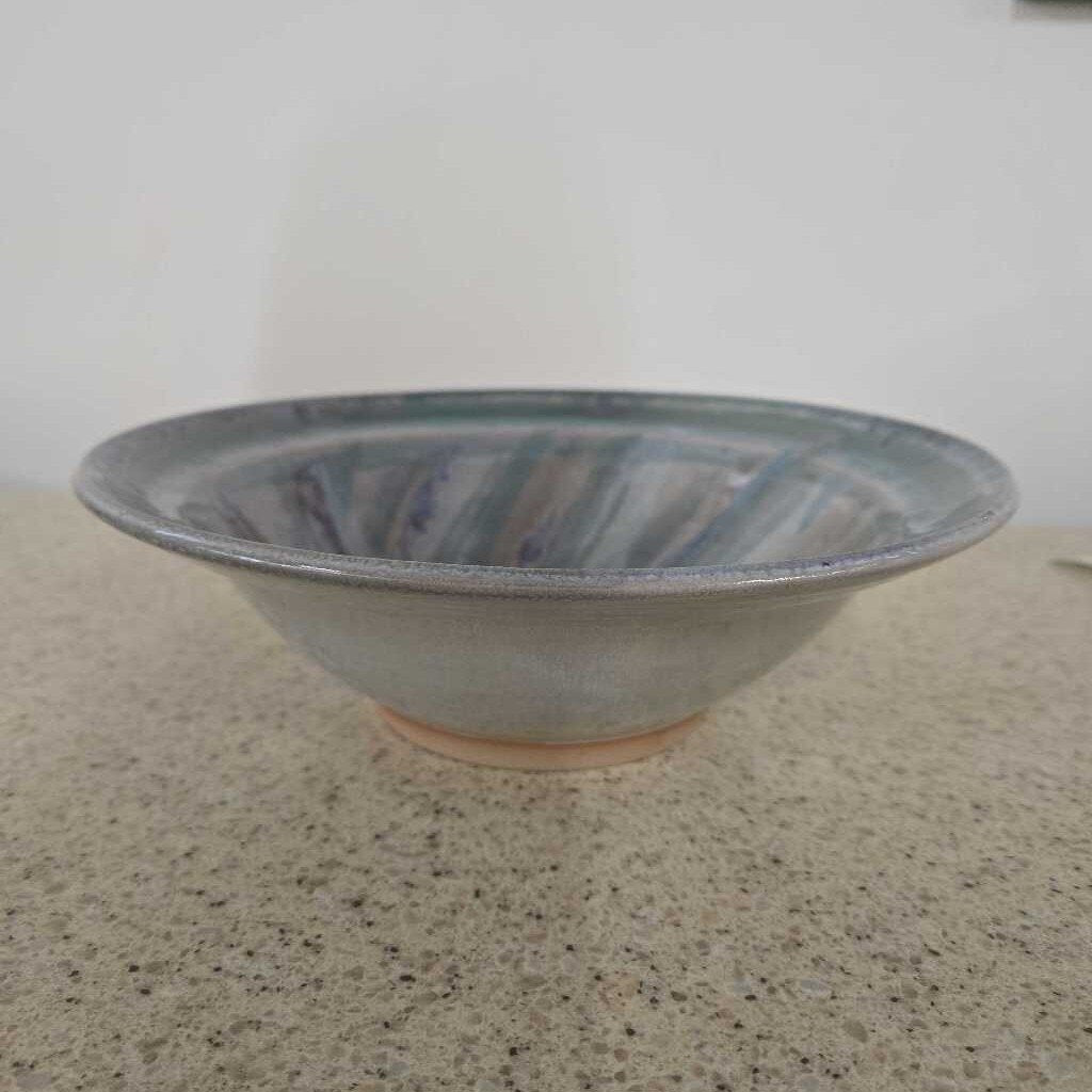 GREEN/PURPLE POTTERY SERVING BOWL
