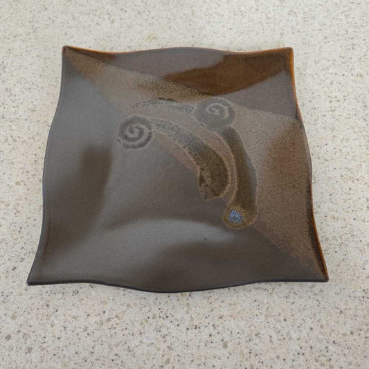 SQUARE POTTERY TRAY