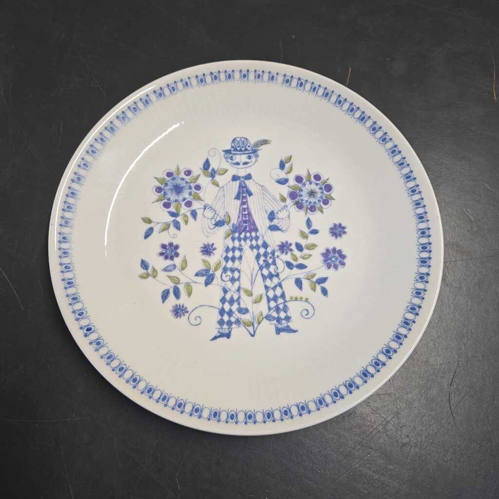 FIGGJO TURI LOTTE DINNER PLATE - MAN