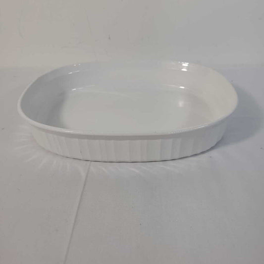 CORNINGWARE FRENCH WHITE CASSEROLE DISH