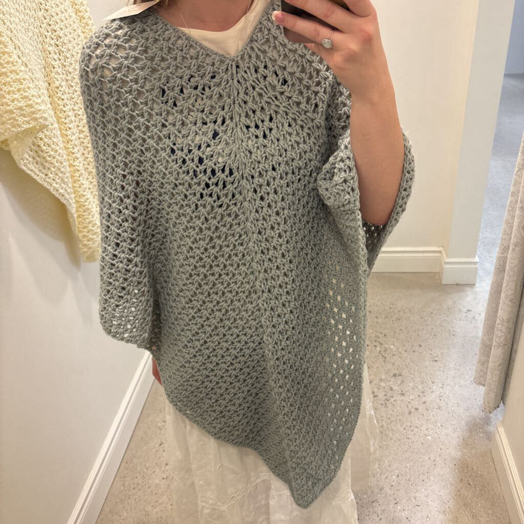 PONCHO