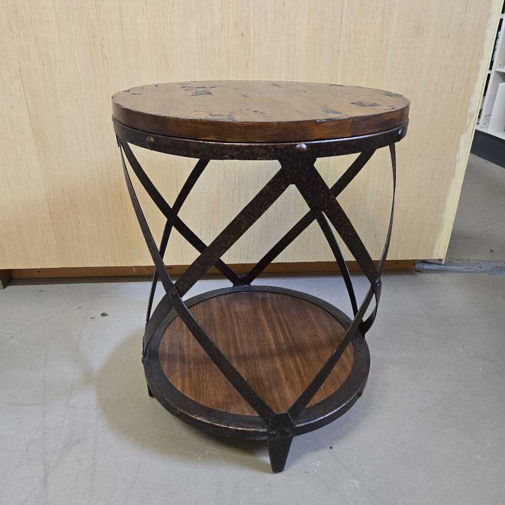 WOOD & METAL 20.25" ROUND ACCENT TABLE