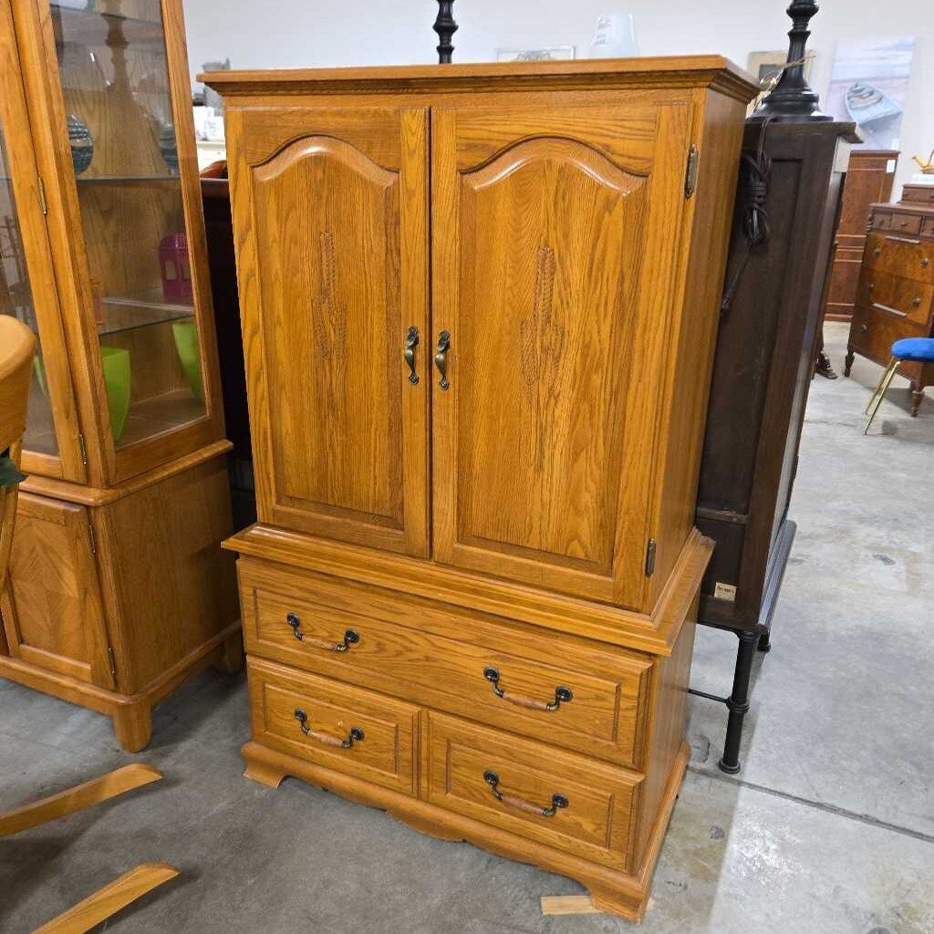 OAK ARMOIRE
