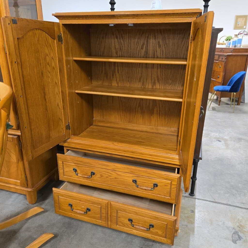 OAK ARMOIRE