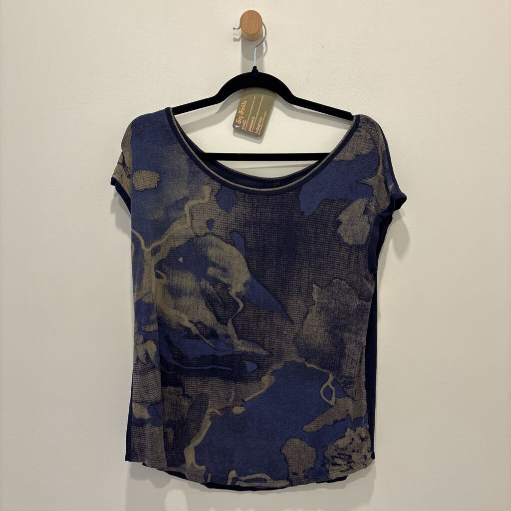 EDISTA - SLEEVELESS TOP