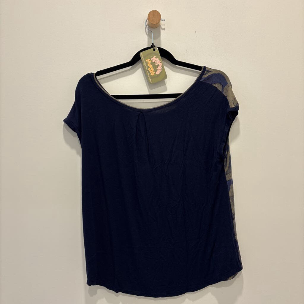 EDISTA - SLEEVELESS TOP