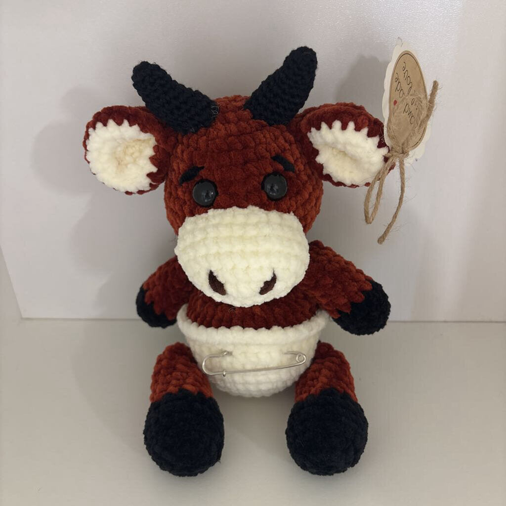 Crochet cow